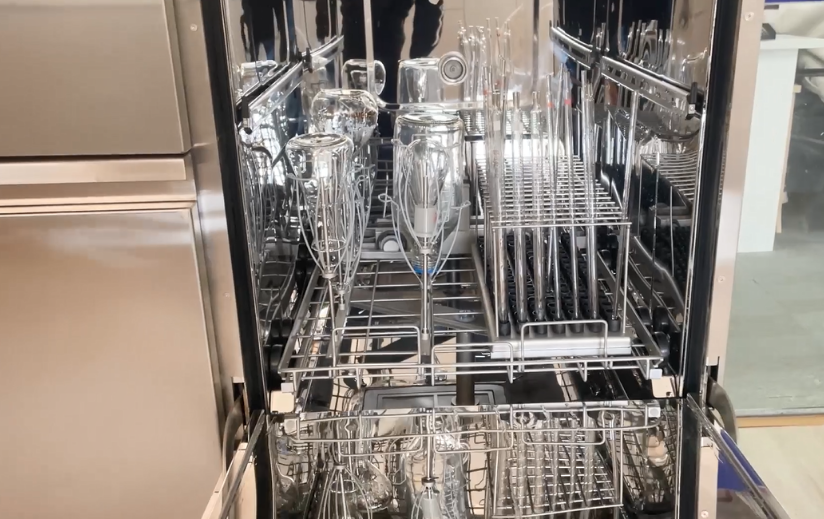 如何選擇適合的石油化工專用清洗機(jī)？